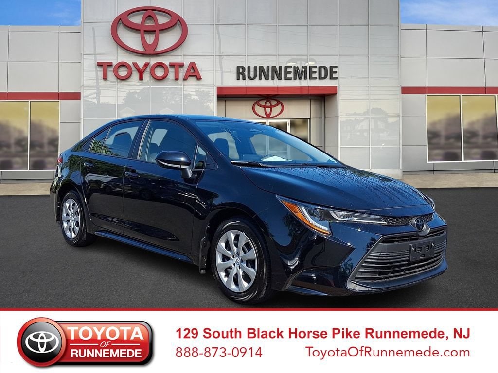 Certified 2023 Toyota Corolla LE Sedan