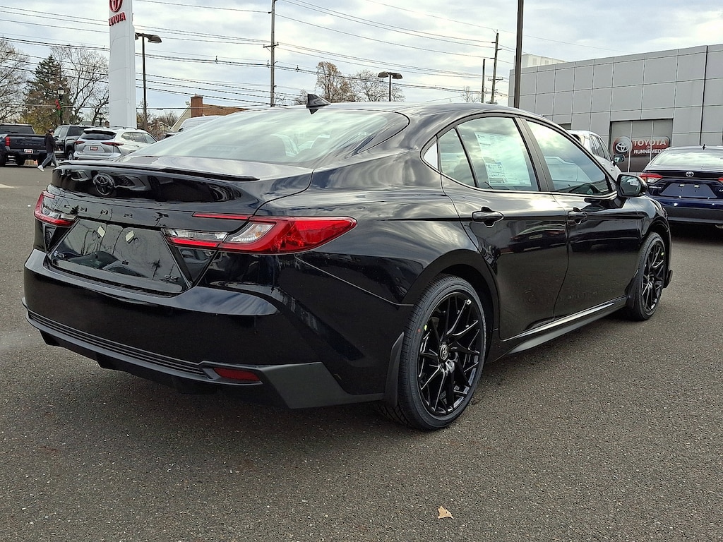 New 2026 Toyota Camry SE SE