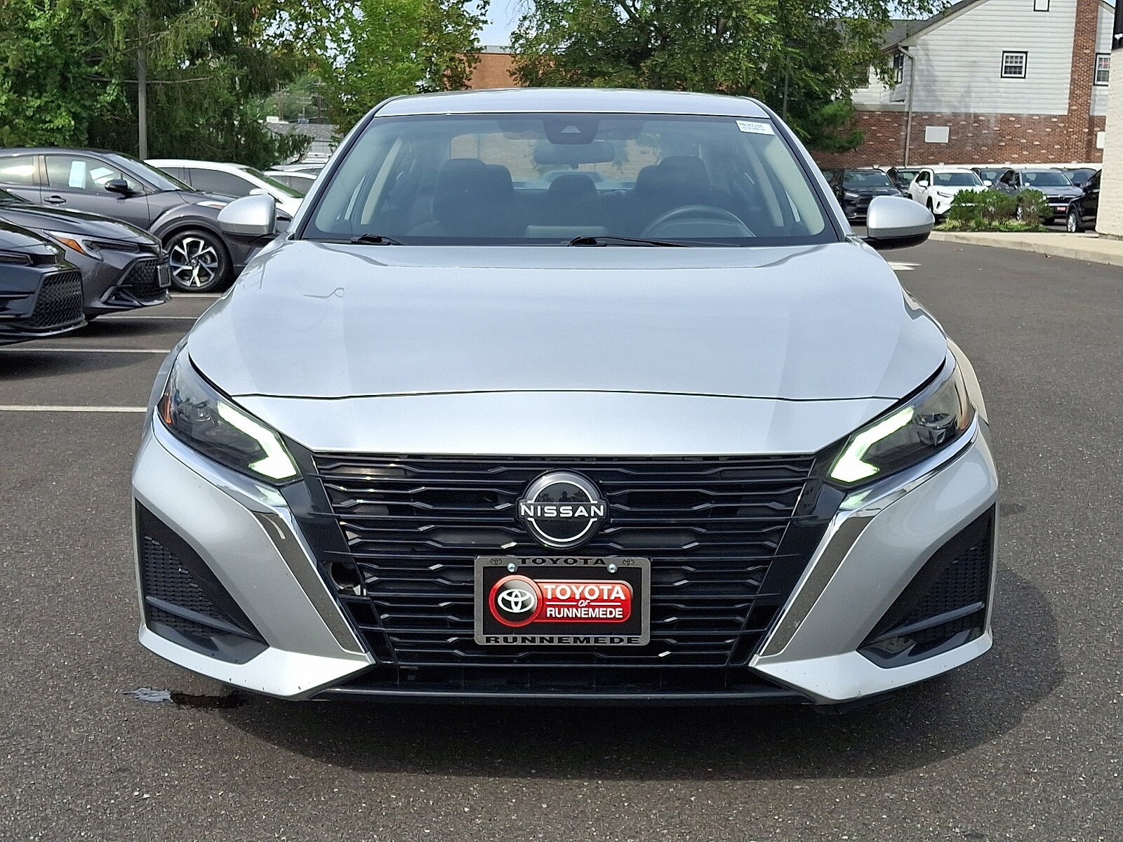 Used 2023 Nissan Altima SV with VIN 1N4BL4DV8PN387185 for sale in Runnemede, NJ