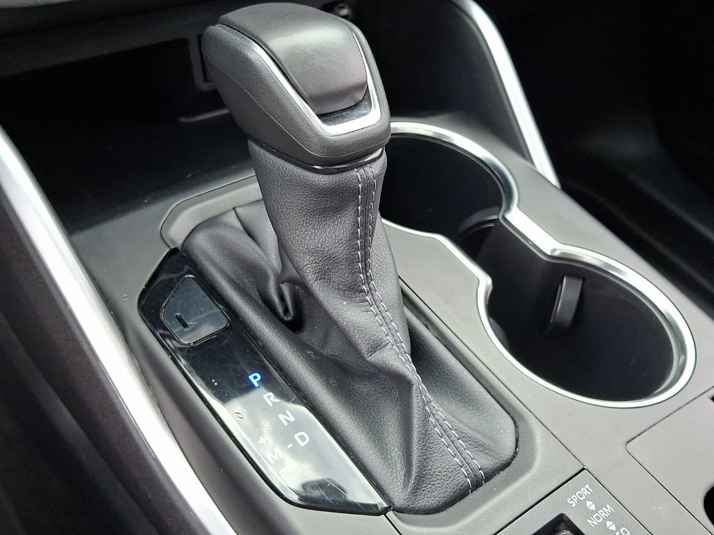 2025 Toyota Highlander XSE - Photo 12