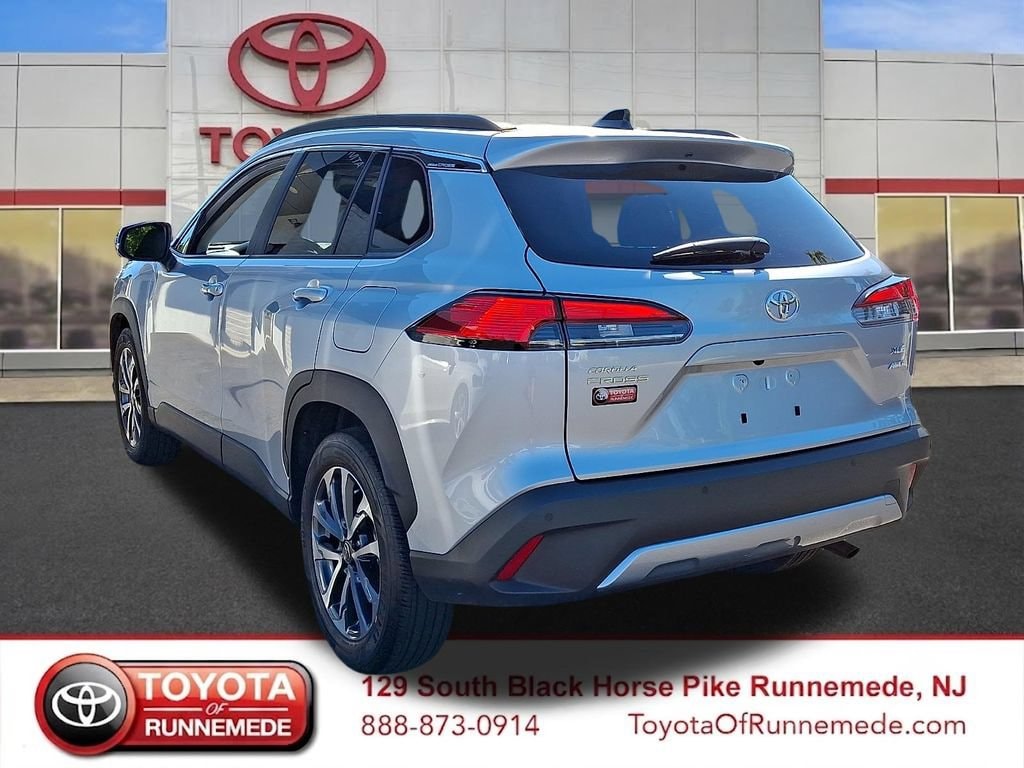 Certified 2025 Toyota Corolla Cross XLE Sport Utility