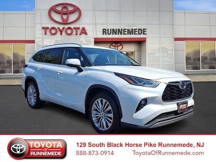 2023 Toyota Highlander Platinum Sport Utility