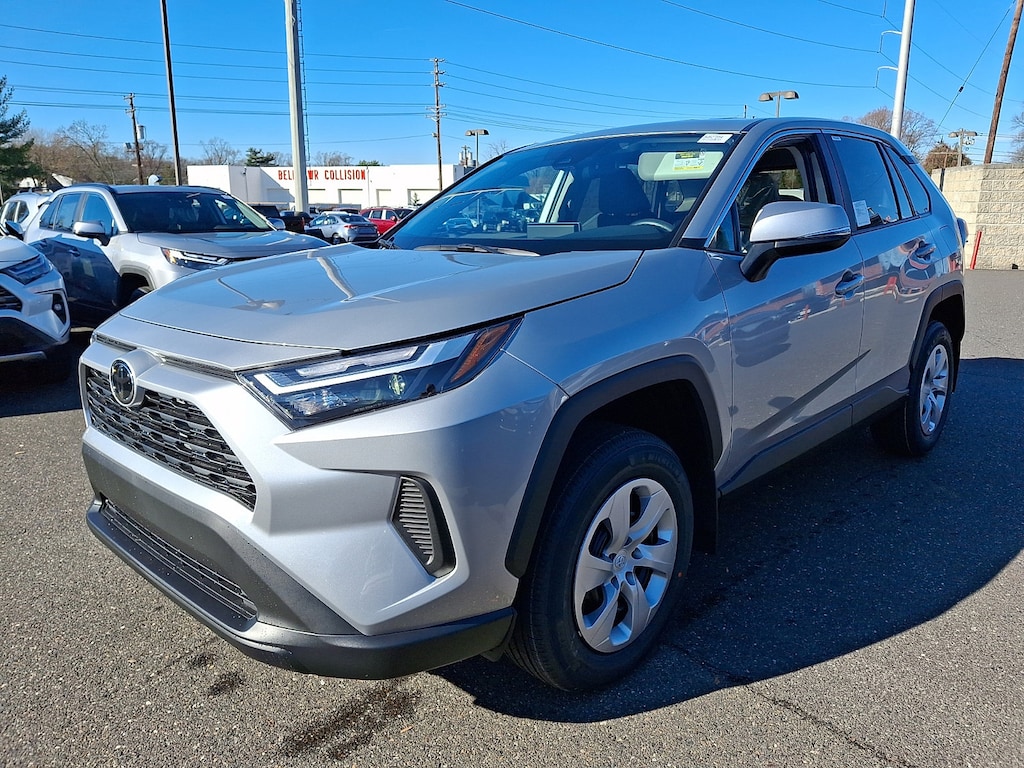 New 2025 Toyota RAV4 LE LE AWD SUV