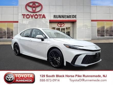 2026 Toyota Camry SE Nightshade Sedan