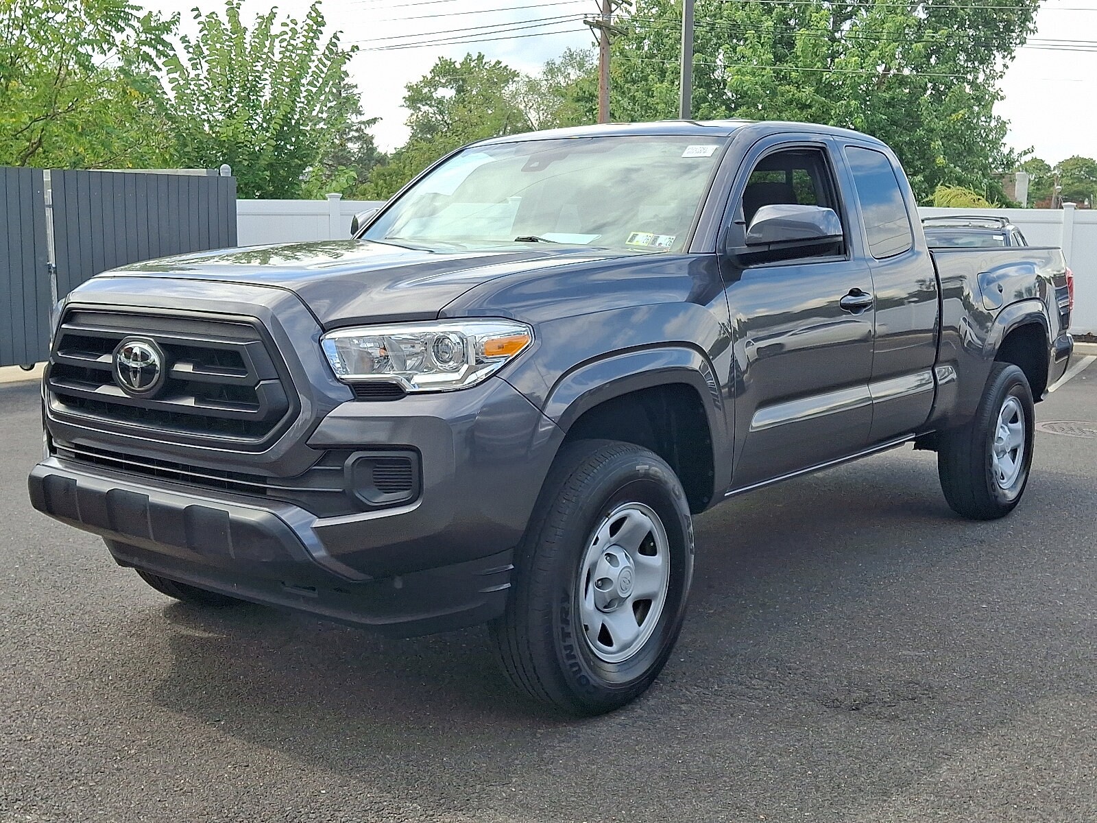 2023 Toyota Tacoma SR photo 3