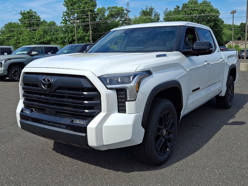 New 2026 Toyota Tundra i-FORCE MAX Limited LIMITED CREWMAX 5.5