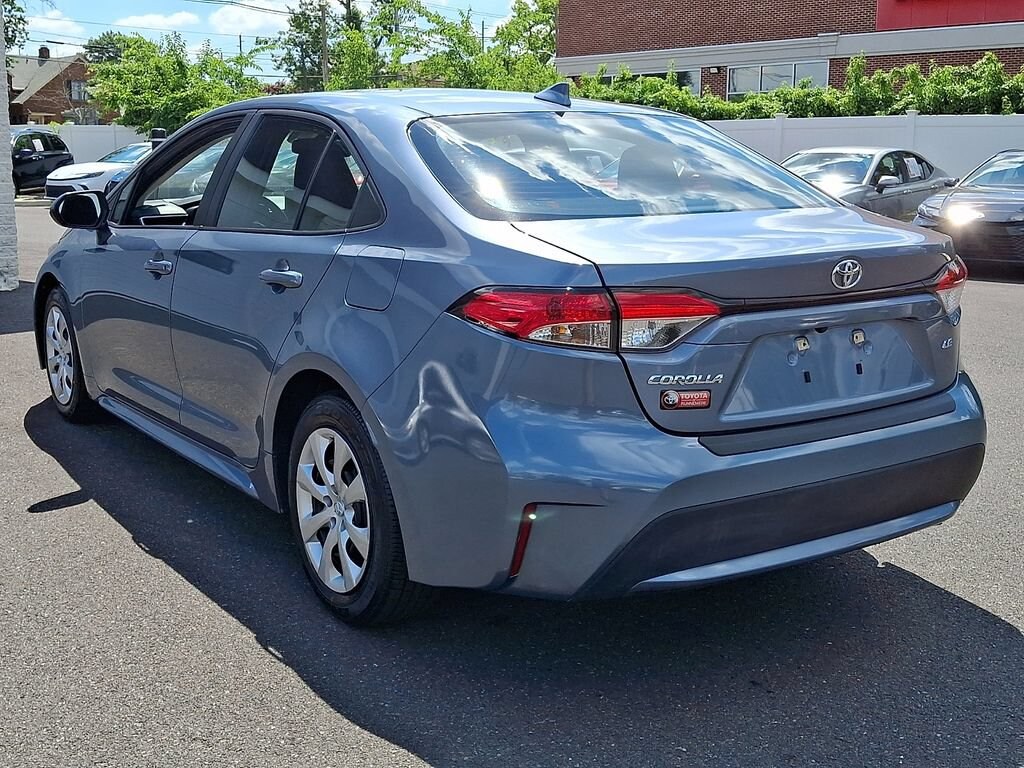 Certified 2025 Toyota Corolla LE Sedan