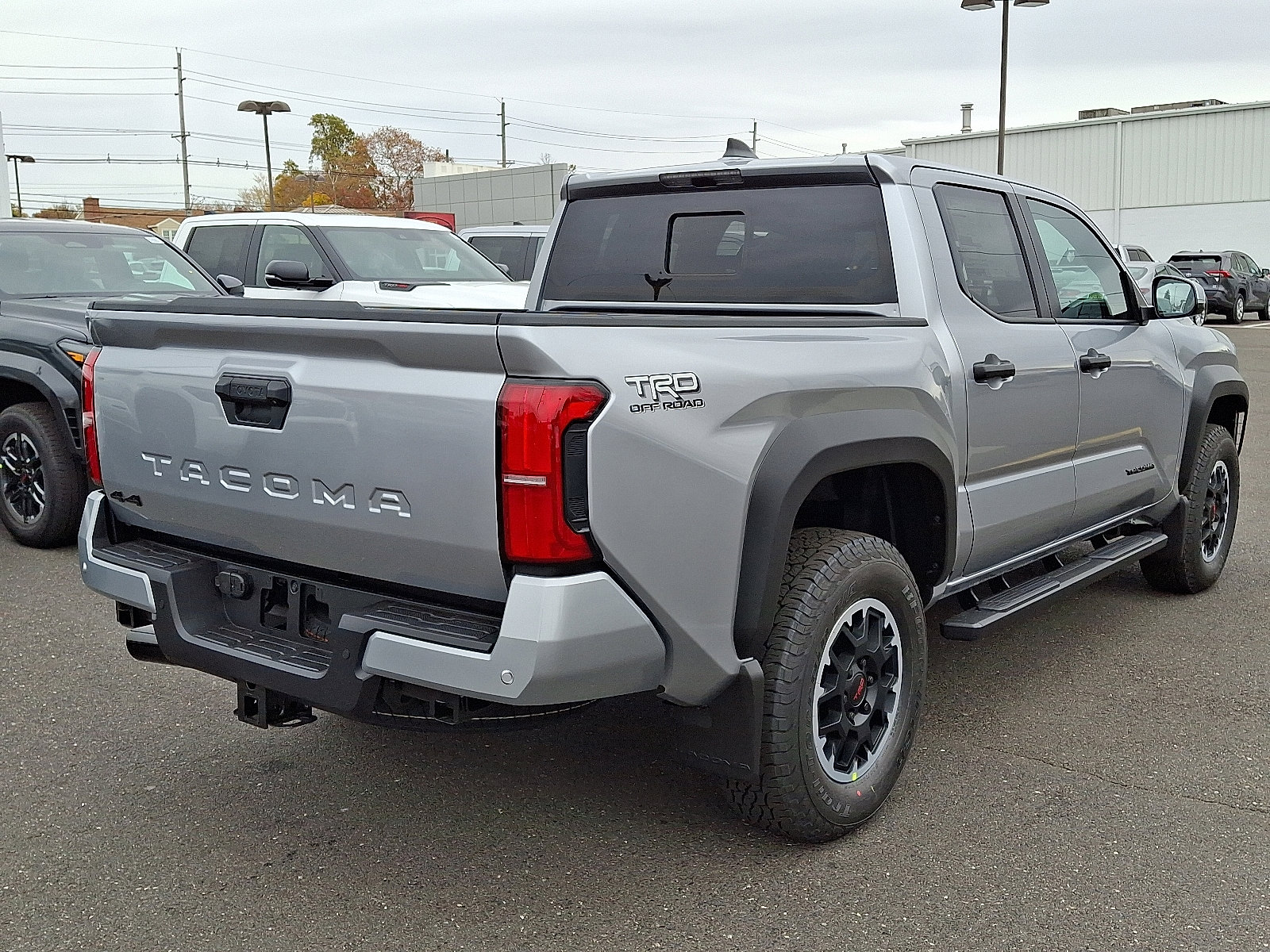 2025 Toyota Tacoma TRD Off Road - Photo 4