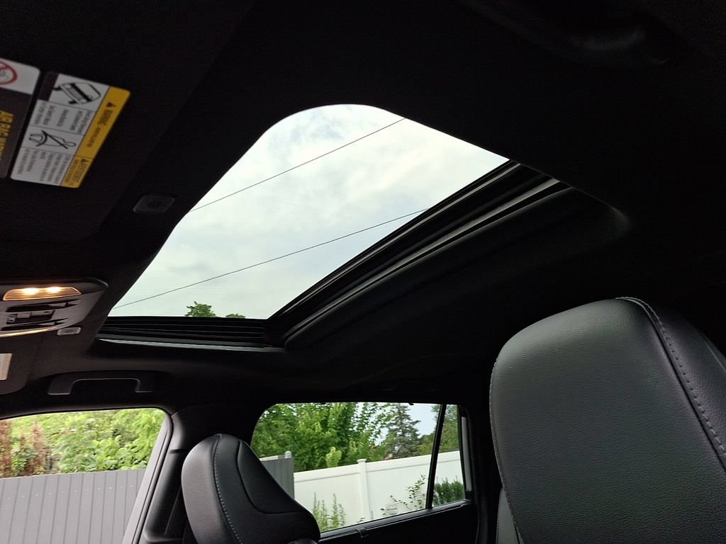2025 Toyota Highlander XSE - Photo 10