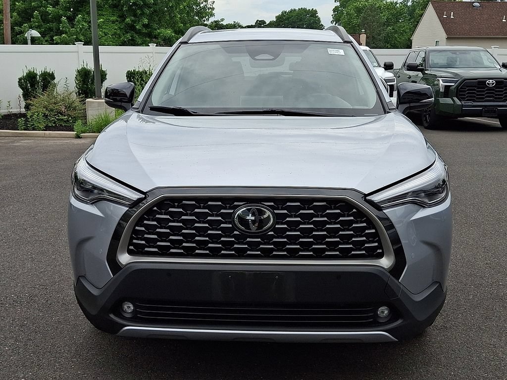 Certified 2025 Toyota Corolla Cross XLE Sport Utility