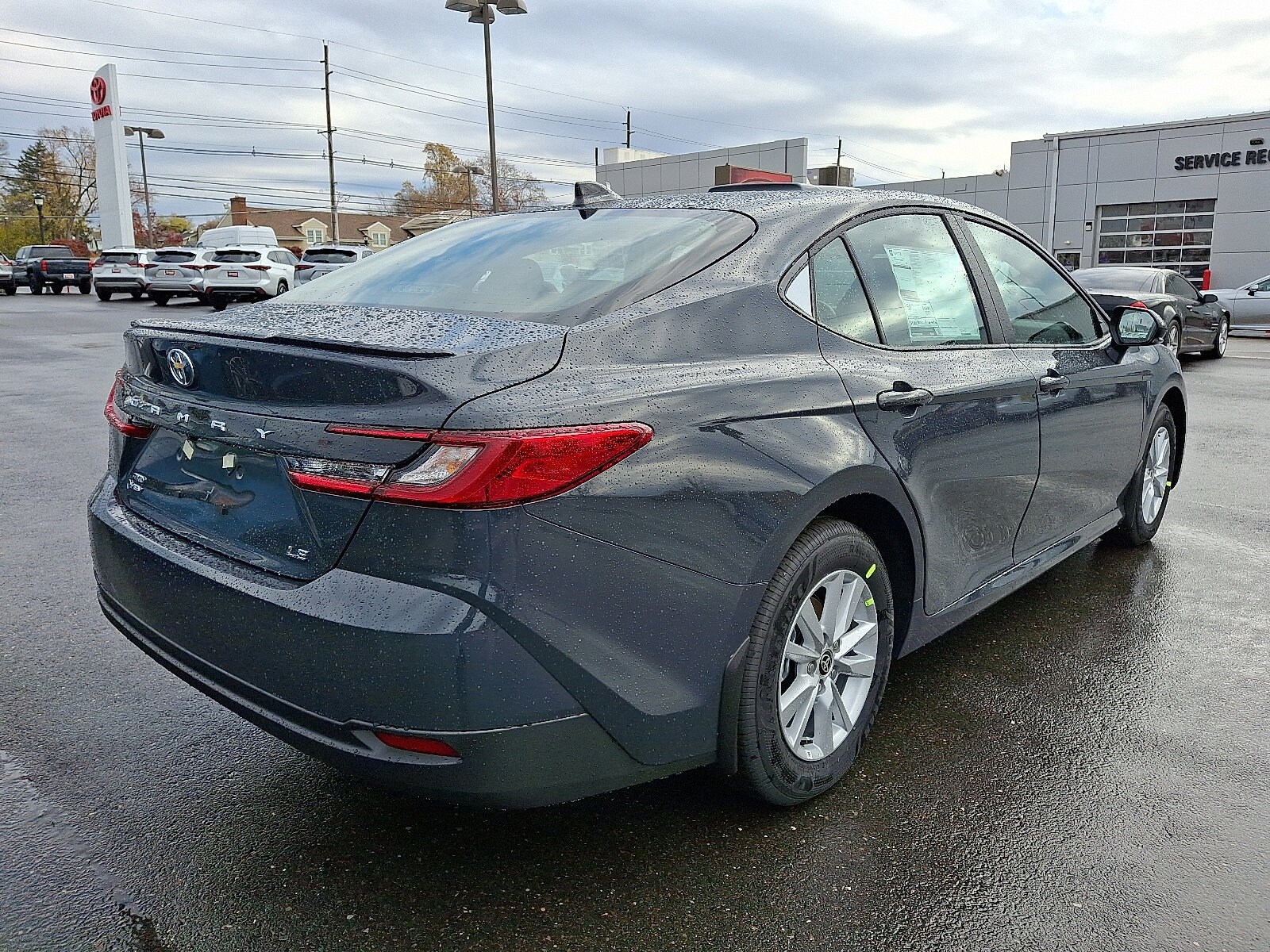 2026 Toyota Camry LE photo 3
