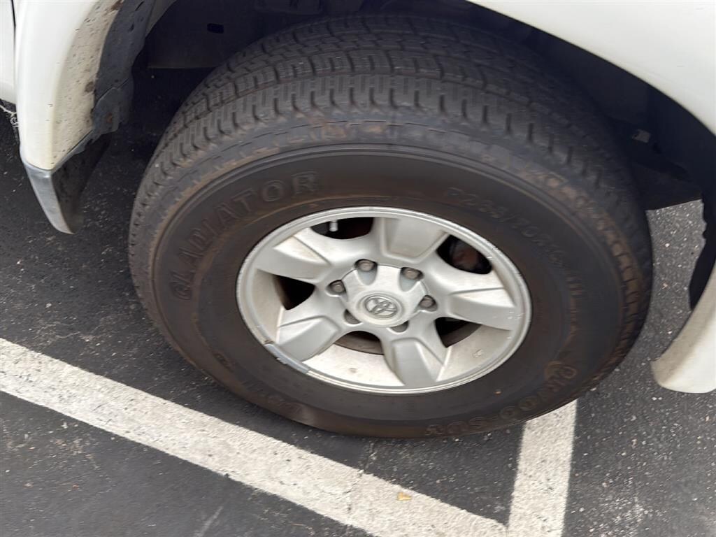 Used 2005 Toyota Tundra SR5 V8 Truck Access Cab