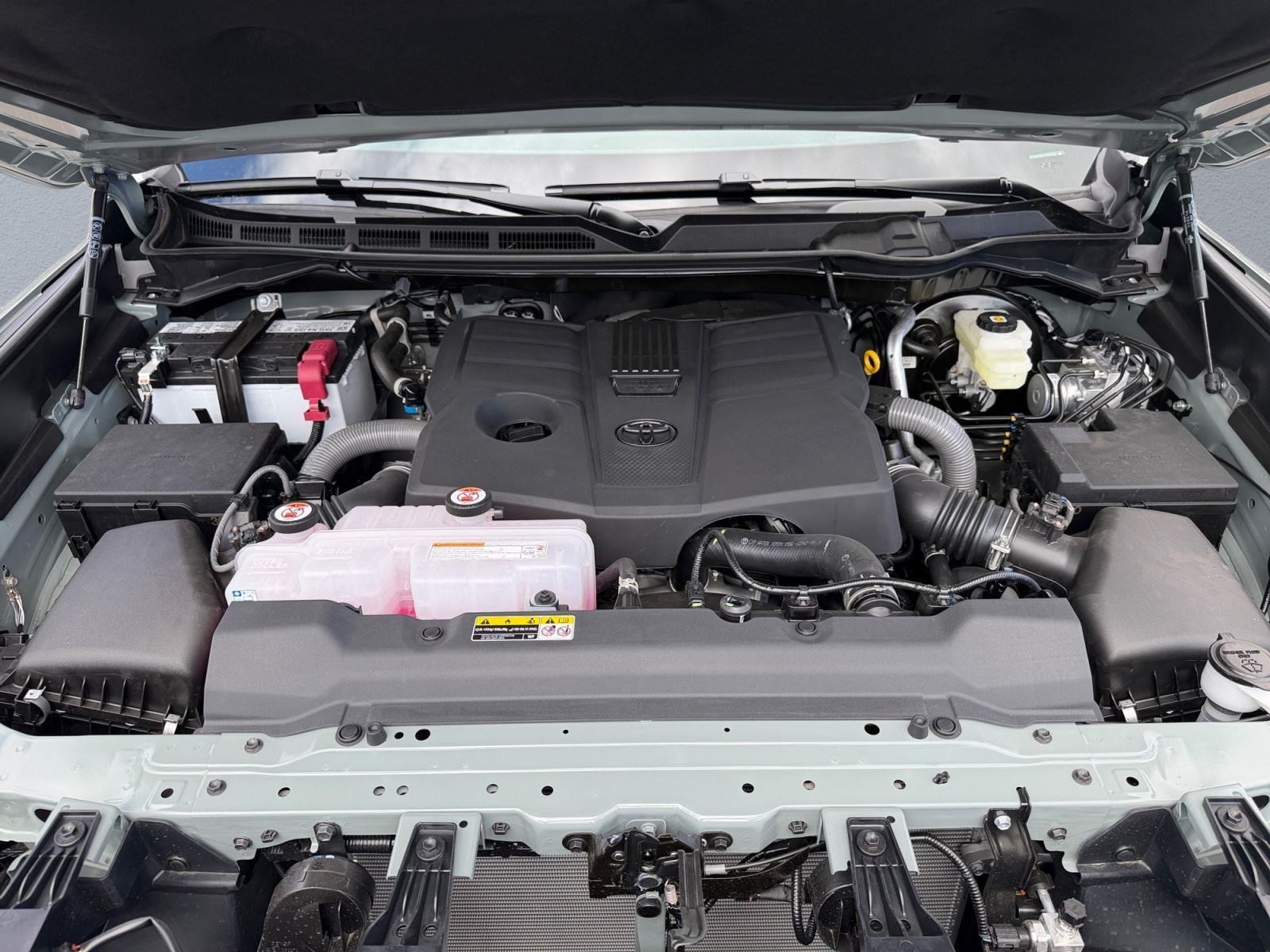 2026 Toyota Tundra Platinum - Photo 10