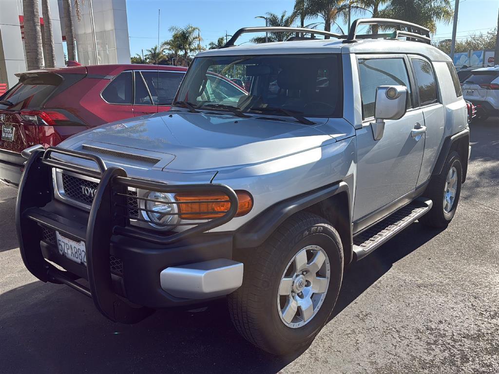 2007 Toyota FJ Cruiser Base's photo