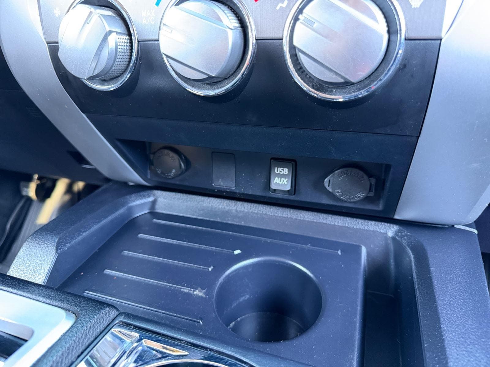 2017 Toyota Tundra SR5 - Photo 32