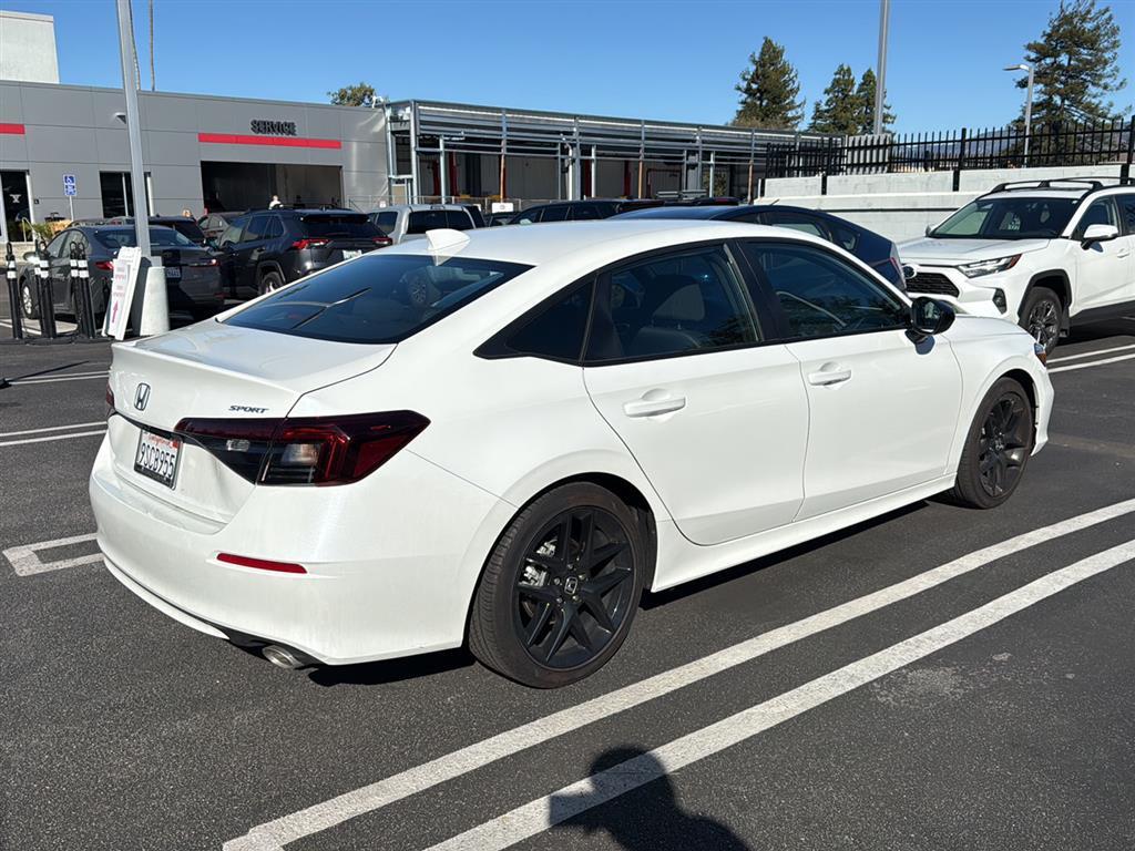 2025 Honda Civic Sport photo 3