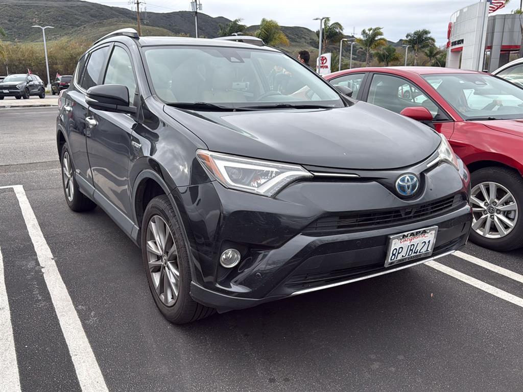 2017 Toyota RAV4 Limited's photo