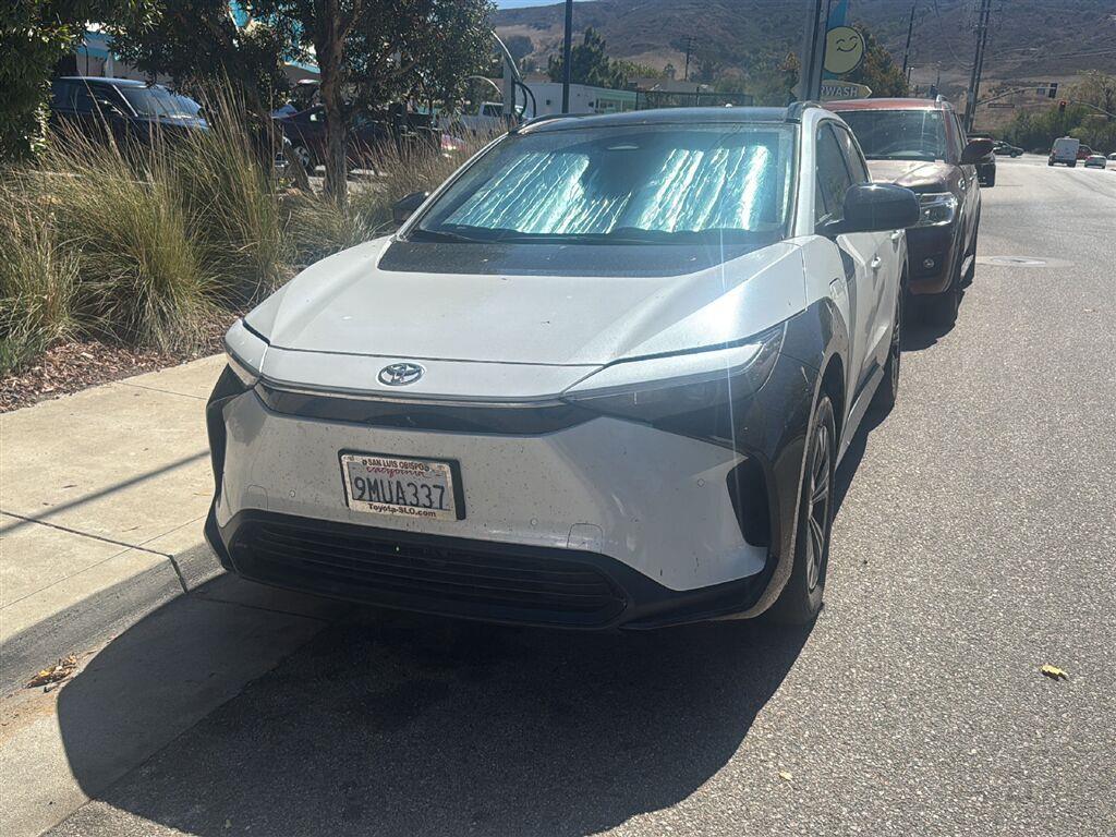 2024 Toyota bZ4X SUV 