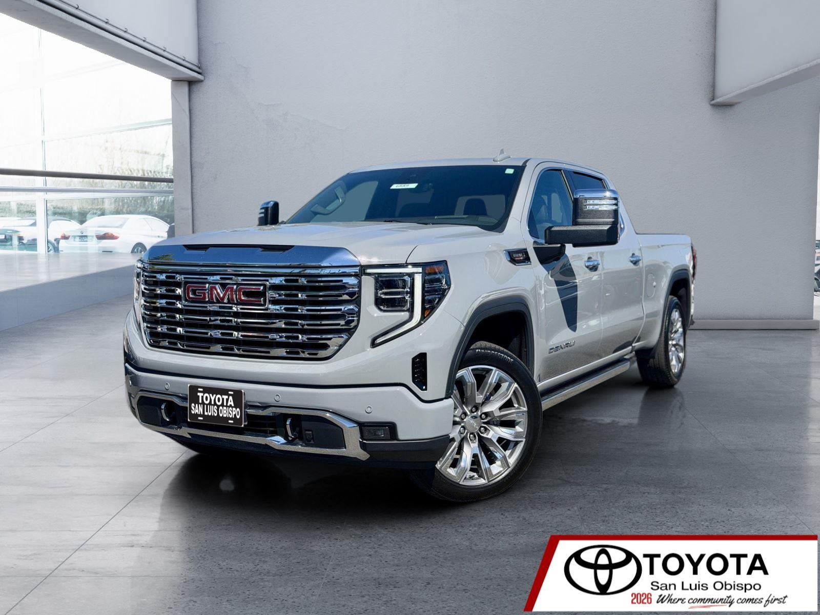 2024 GMC Sierra 4WD Crew Cab Short Box Denali's photo