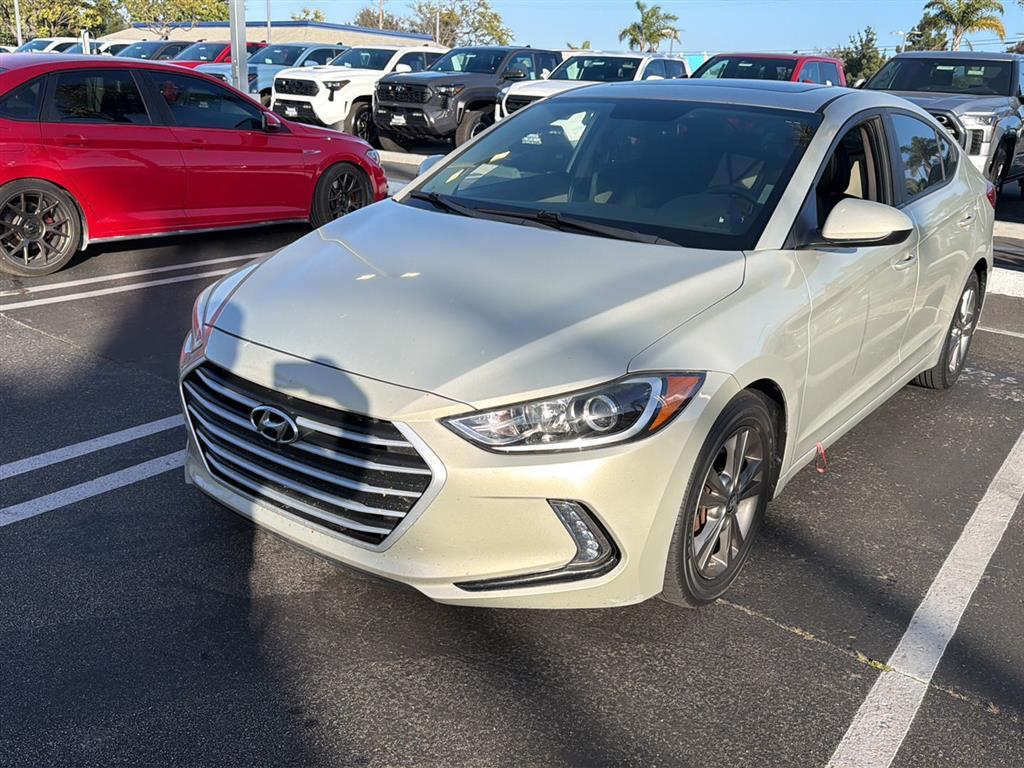 2017 Hyundai Elantra 1.8 Value Edition A/T's photo