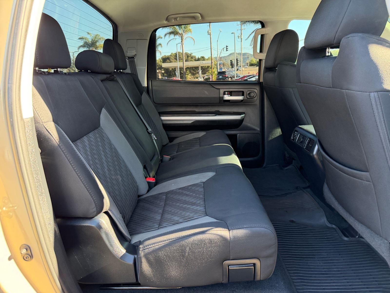 2017 Toyota Tundra SR5 - Photo 46