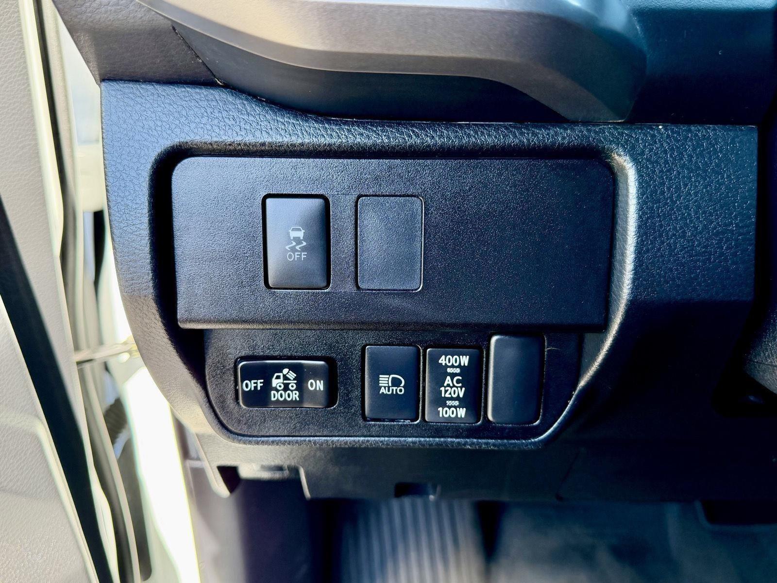 2022 Toyota Tacoma SR5 - Photo 14