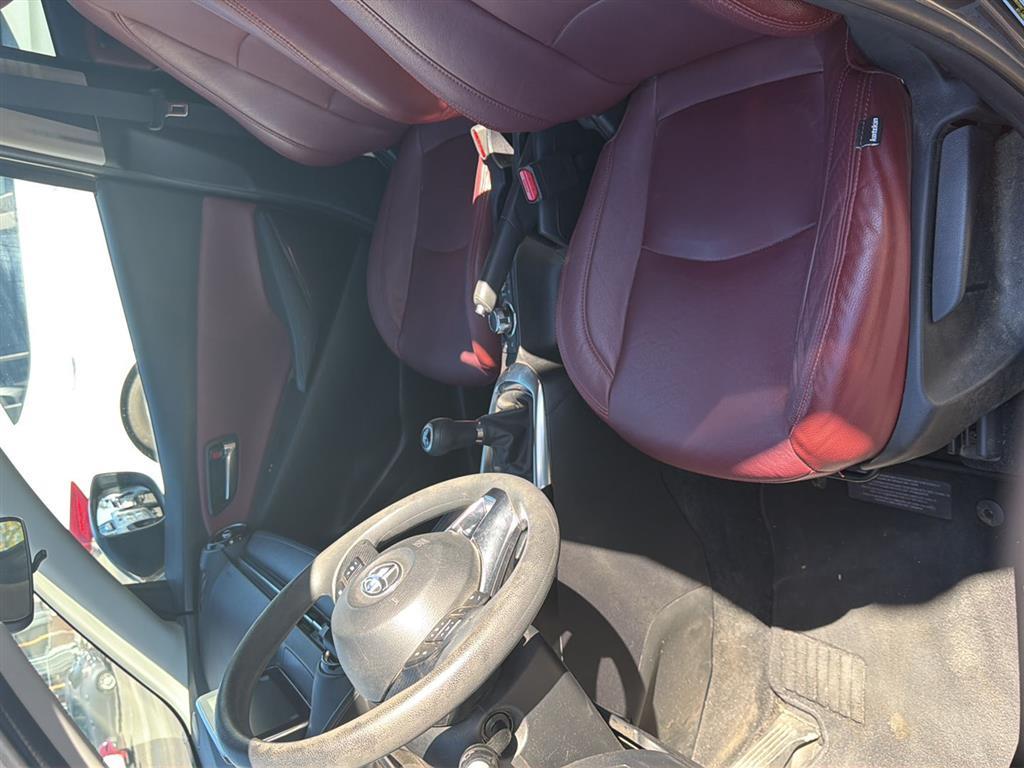 2018 Toyota Yaris iA Base photo 4
