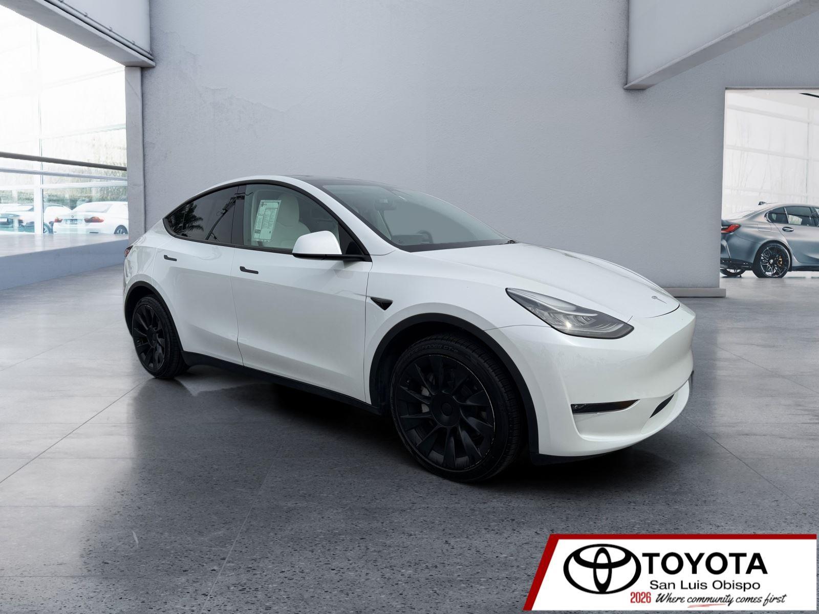 2023 Tesla Model Y Long Range Dual Motor All-Wheel Drive's photo