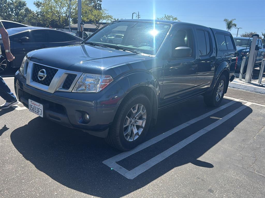 2021 Nissan Frontier SV Crew Cab 4X2 SWB's photo