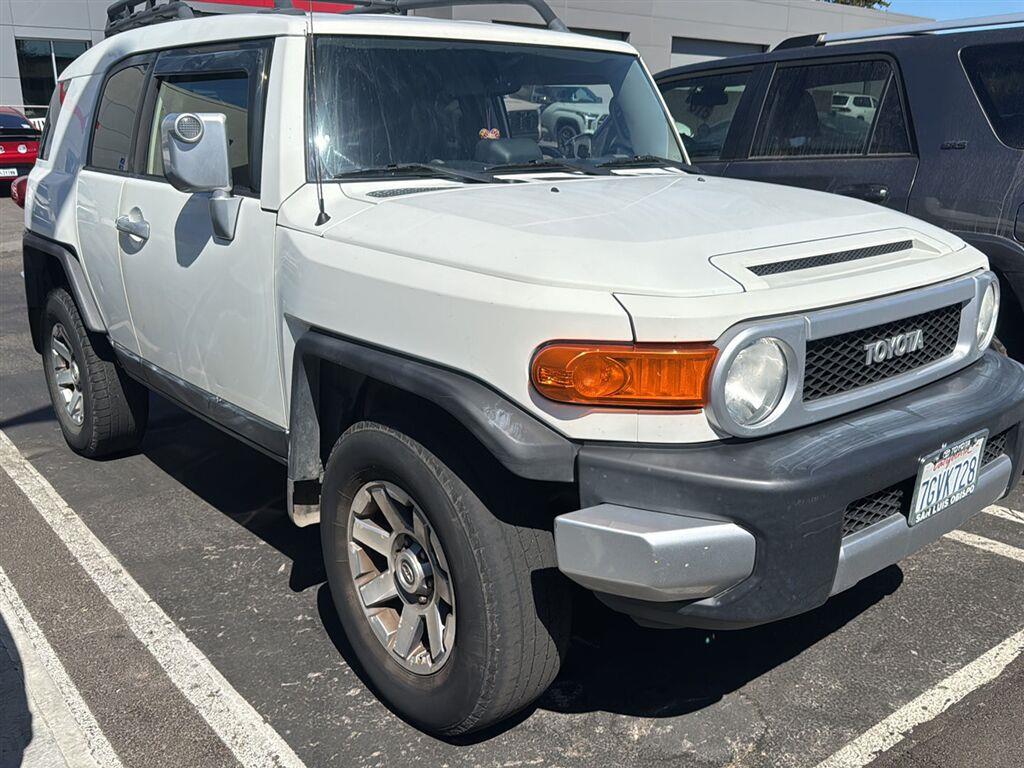 2014 Toyota FJ Cruiser Base