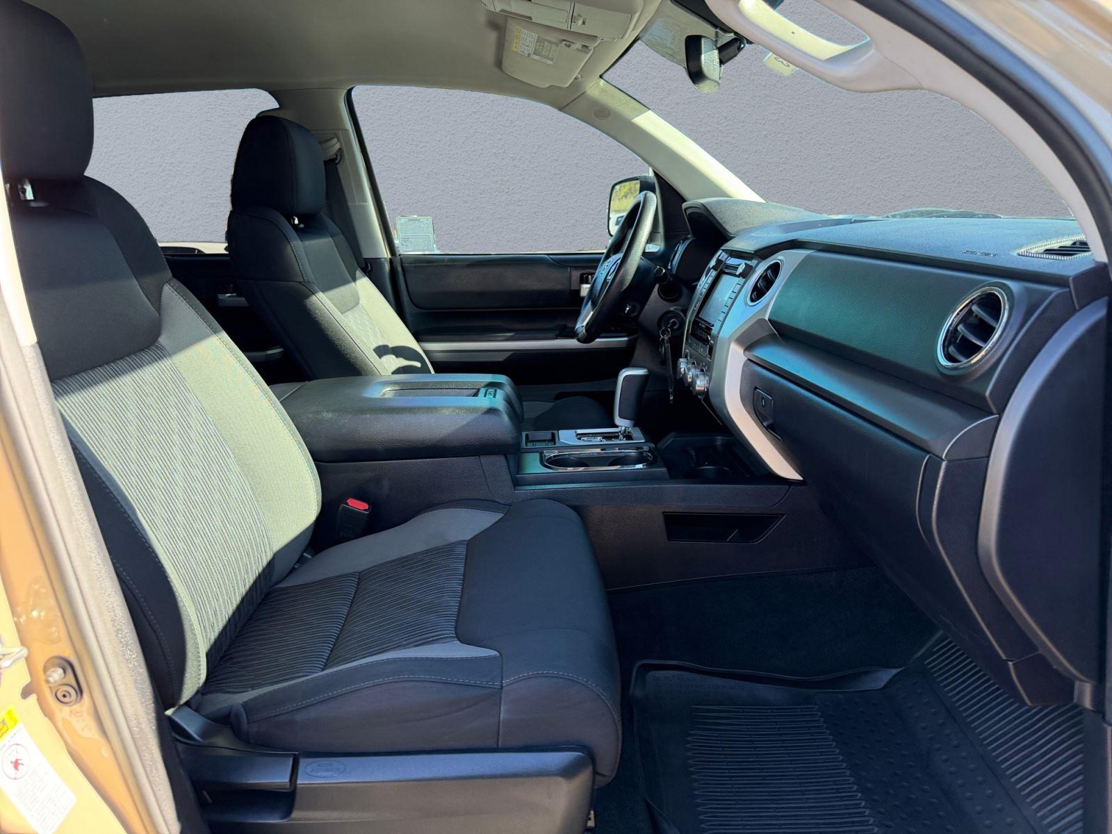 2017 Toyota Tundra SR5 - Photo 7