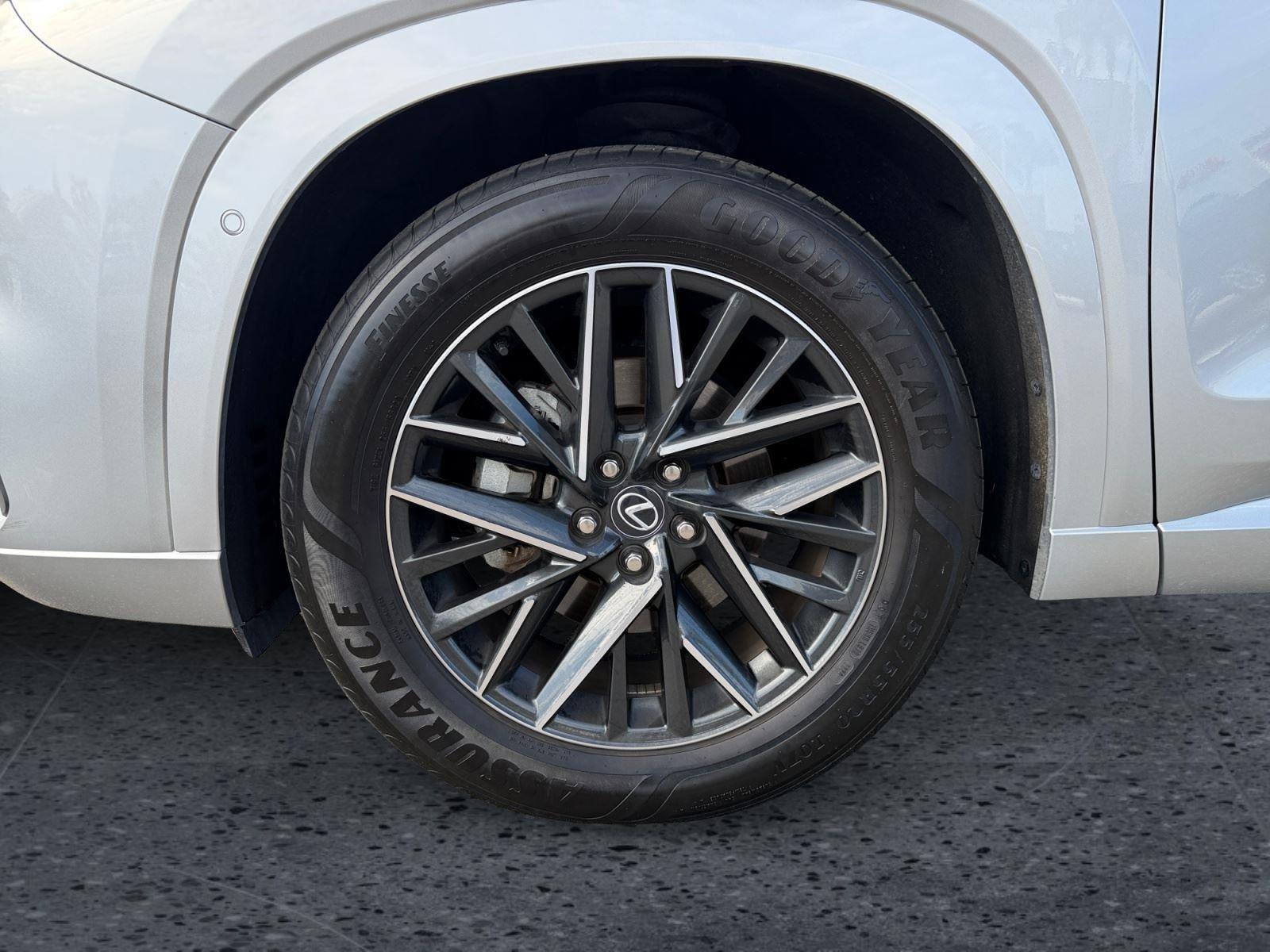 2024 Lexus TX 350 - Photo 9