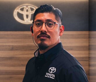 Staff member Erick Cuevas  from ID_c833e90f9688