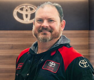 Staff member Jeremy Jordan  from ID_e807755887e6