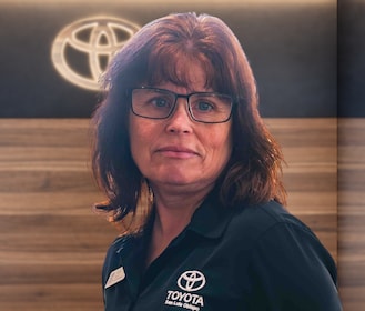 Staff member Nicole Steele from ID_e807755887e6