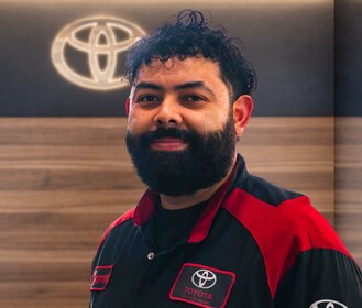 Staff member Damian Mateo  from ID_e807755887e6