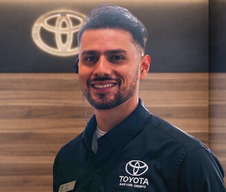 Staff member Eddie Torres from ID_0a64d63eab8a