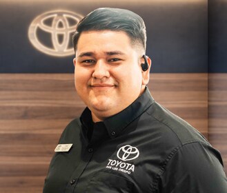 Staff member Cesar Dominguez  from ID_0a64d63eab8a