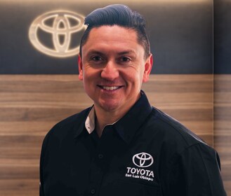 Staff member John Espinoza from ID_e807755887e6