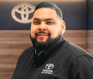 Staff member Dominic Virto  from ID_0a64d63eab8a