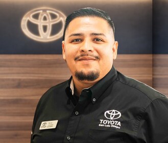 Staff member Flavio Gonzalez from ID_0a64d63eab8a