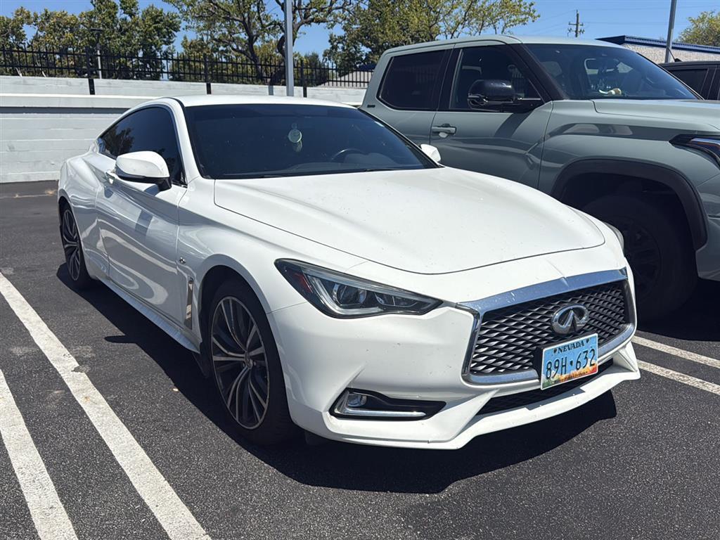2018 INFINITI Q60 2.0t PURE's photo