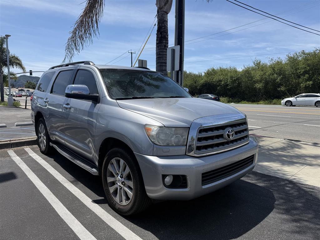 2013 Toyota Sequoia 5.7 Auto Limited's photo