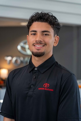 Staff member Joseph Campos from ID_c833e90f9688