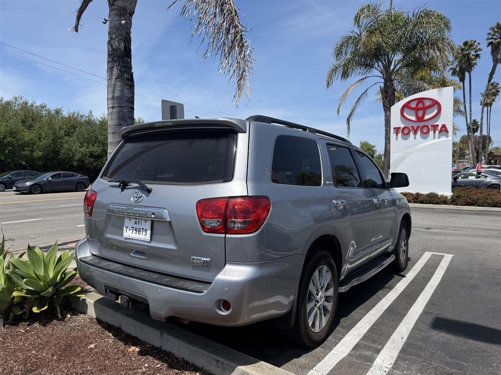 2013 Toyota Sequoia 5.7 Auto Limited's photo