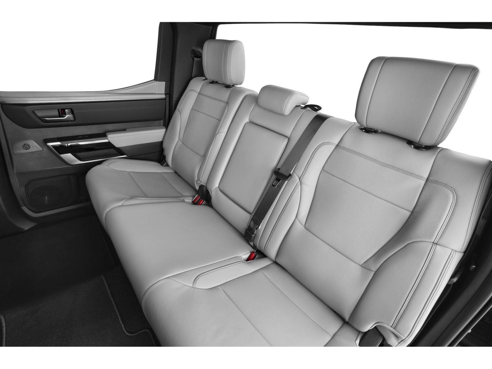 2026 Toyota Tundra Limited - Photo 8