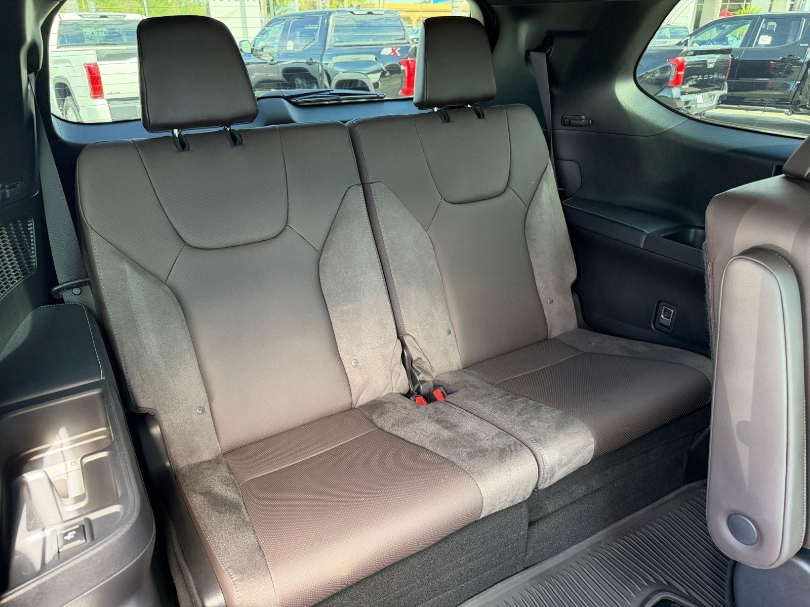 2024 Lexus TX 350 - Photo 40