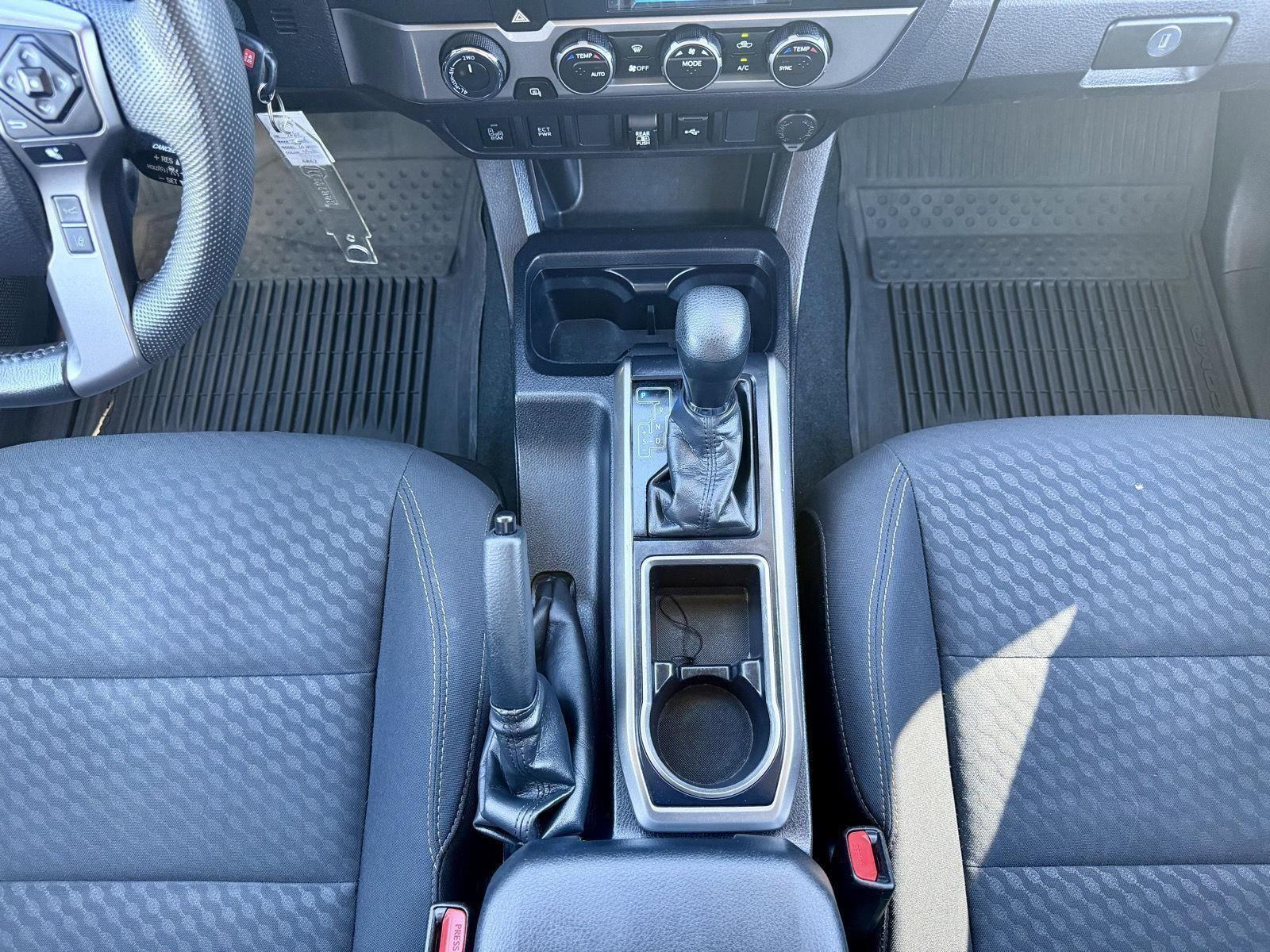 2022 Toyota Tacoma SR5 - Photo 19
