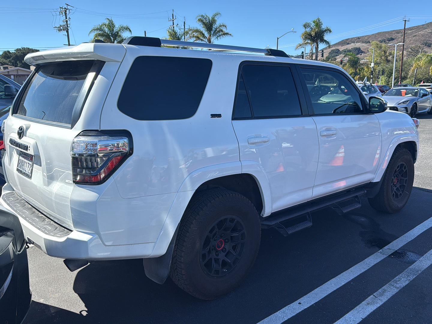 2021 Toyota 4Runner SR5 Premium photo 2