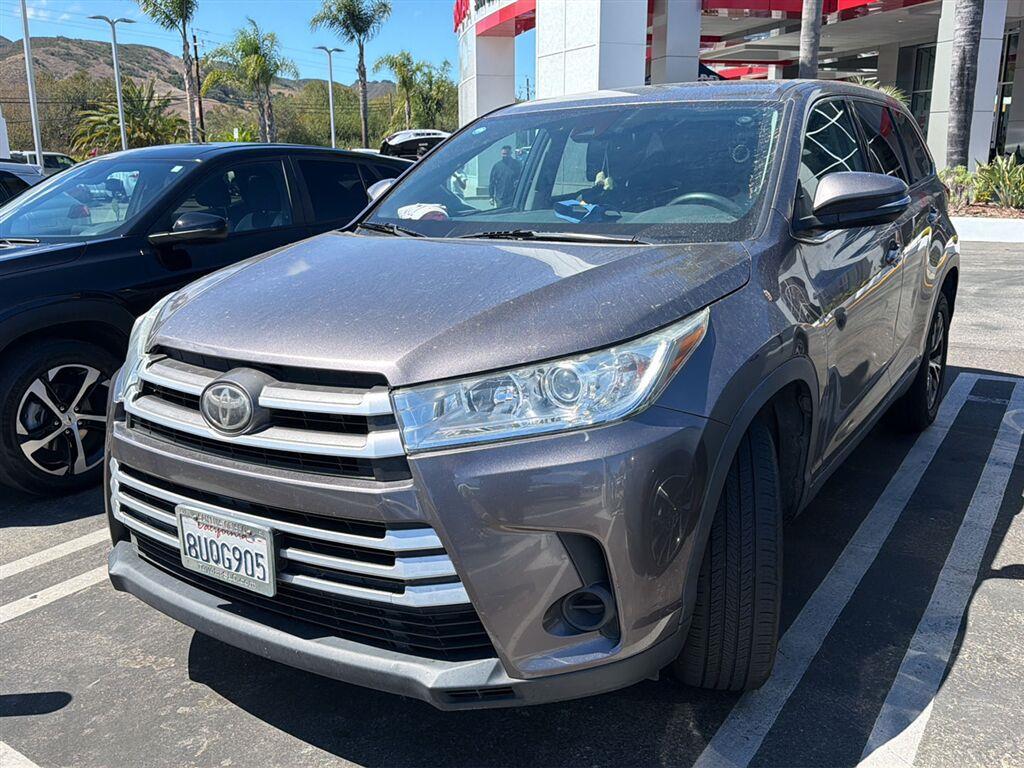 Used 2019 Toyota Highlander LE with VIN 5TDZZRFH5KS312829 for sale in San Luis Obispo, CA